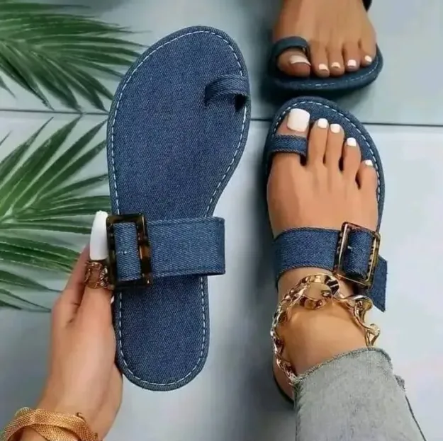 Chrismo's shop