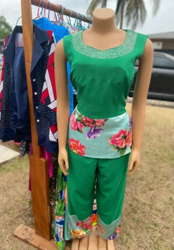 Ensemble en tissu vert
